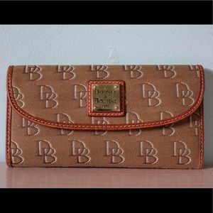 Dooney & Bourke Continental Clutch